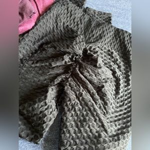 2 pairs of bubble butt leggings M